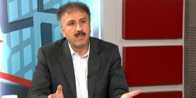 مرسوم رئاسي بترقية أحمد عساف لدرجة وزير