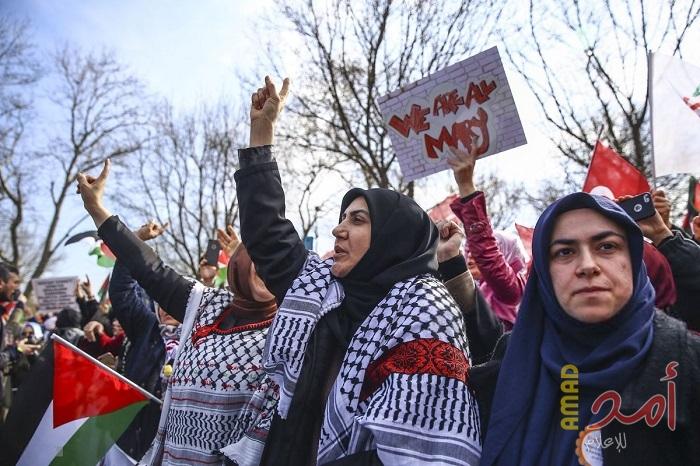 بالصور.. مسيرات جماهيرية في تركيا تضامناً مع المرأة الفلسطينية