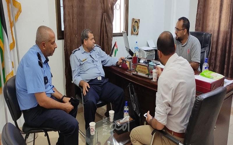 مركز شباب الأمة يستقبل وفد من الشرطة في خان يونس