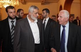 الأحمد: الرئيس  يزور غزة خلال أيام وفتح معبر رفح فور تشيكل حكومة الوحدة