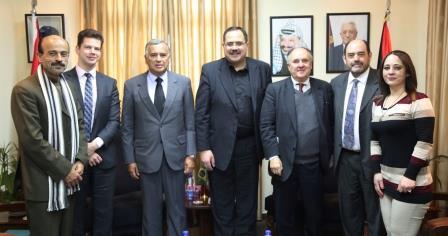 صيدم يطلع مسؤولاً برازيلياً على واقع التعليم وأهمية النهوض بالواقع الرياضي المدرسي