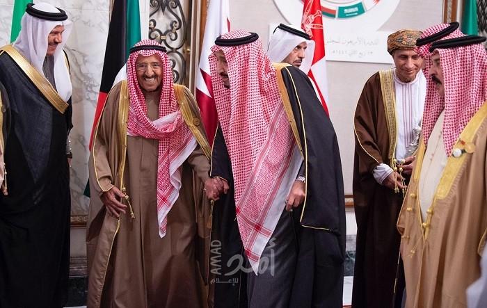 القمة الخليجية تدعو لتعزيز الشراكة بين دول مجلس التعاون وحل أزمة مقاطعة قطر