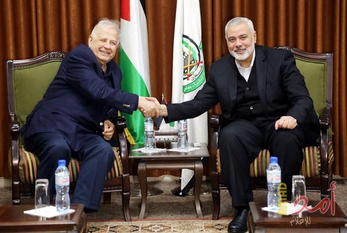مغادرة رئيس لجنة الانتخابات "حنا ناصر" من غزة
