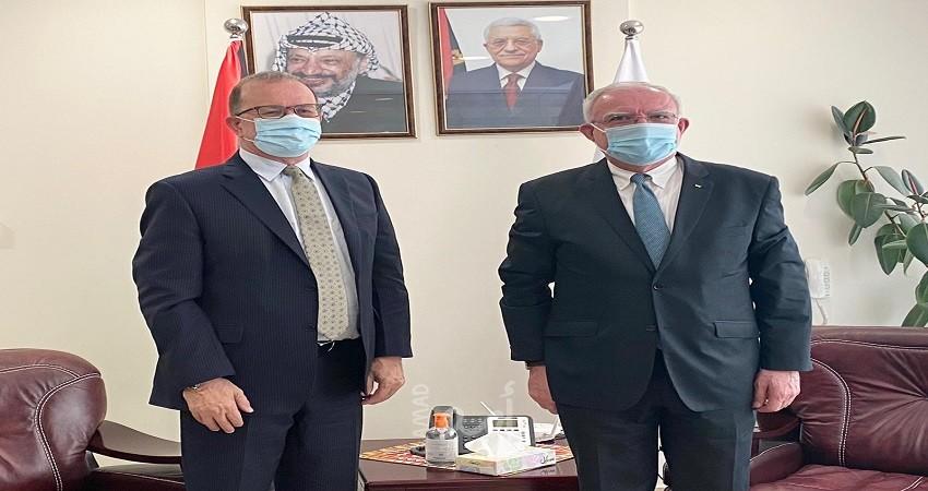 المالكي يناقش مع المدير الإقليمي لليونيسف الاستهداف المتعمد للأطفال من قبل سلطات الاحتلال