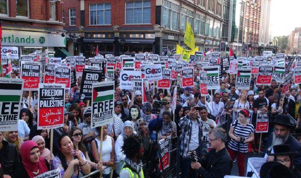 "حملة التضامن مع فلسطين" تقاضي الحكومة البريطانية