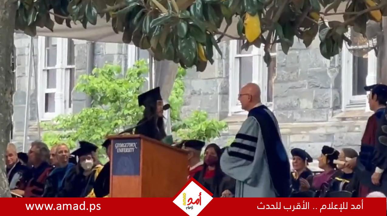 طالبة فلسطينية ترفض مصافحة وزير الخارجية الأمريكي بلينكن - فيديو وصور
