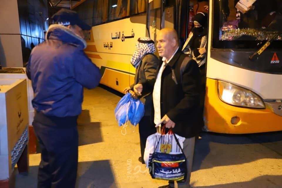 عودة الدفعة الأولى من المعتمرين إلى قطاع غزة