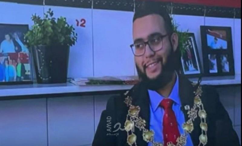 أصغر عمدة في بريطانيا مسلم من أصول مغربية- فيديو