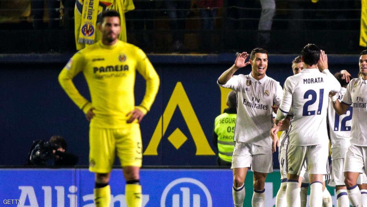 فياريال يهزم ريال مدريد ويمنح برشلونة هدية تصدر الدوري الإسباني