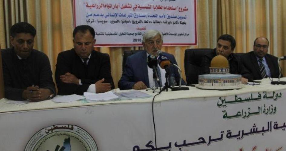 وزير الزراعة: توقيع عقود لتشغيل الآبار الزراعية بنظام الطاقة الشمسية