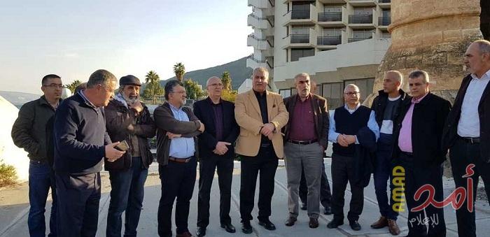 المتابعة تزور مسجد البحر في طبرية وتحذر من مؤامرة تحويله "لمتحف"