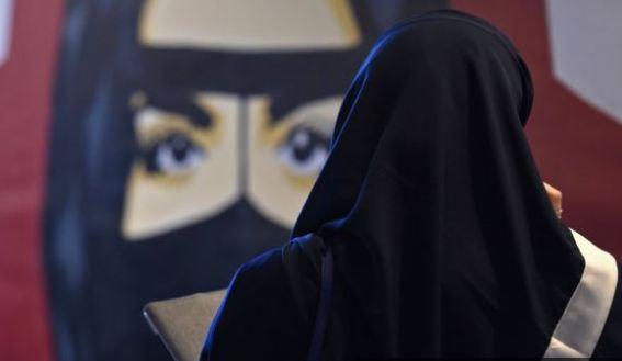 بمعدات بسيطة سعوديات يطلقن إذاعة للتوعية بحقوق المرأة