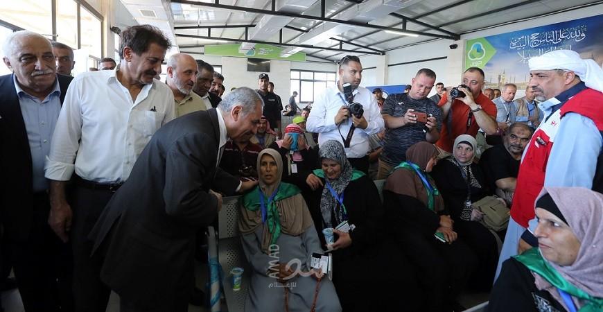 الحجاج الفلسطينيون عالقون على الحدود السعودية .. والأوقاف توضح