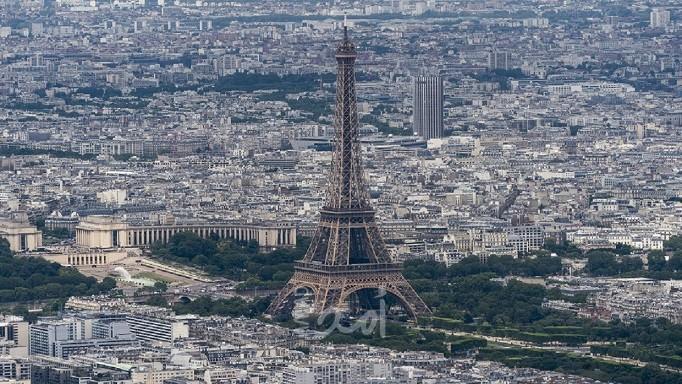 باريس تلوح بإجراءات إنتقامية من واشنطن