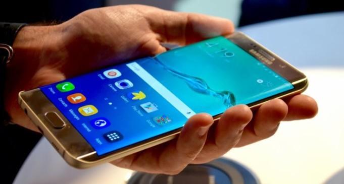 تسريبات حول Galaxy S21... هل يشبه تصميم آيفون 12 ؟!