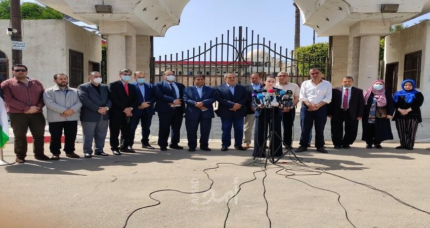 أبو زايدة: من يبرر قتل بنات يعزز منظومة الفساد..ودحلان يطالب بإعادة الاعتبار للنظام السياسي