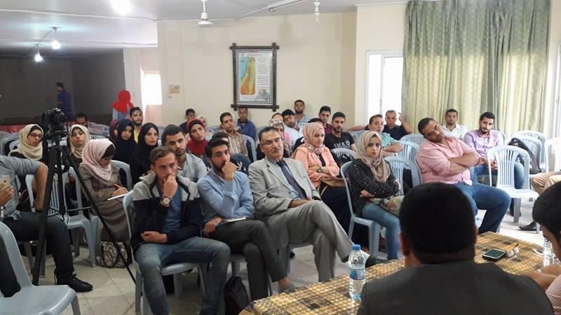 نادي فلسطين الرياضي يستضيف حوار فكرى لفريق مبادرة زدنى الشبابي بعنوان:  البعد الإجتماعي في تشكيل الوعي لدي الشباب ومسؤوليةالمثقف