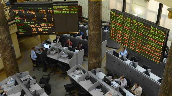 الدولار يهوي جراء التصعيد حول سوريا وكوريا الشمالية