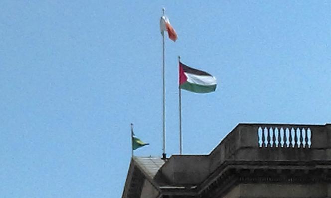 بلدية دبلن: الشعب الفلسطيني يعيش "أبرتهايد" وحشيا أسوأ من جنوب أفريقيا