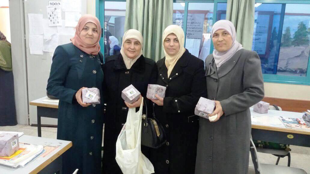 جمعية النهضة النسائية تكرم النساء العاملات بمناسبة الثامن من آذار