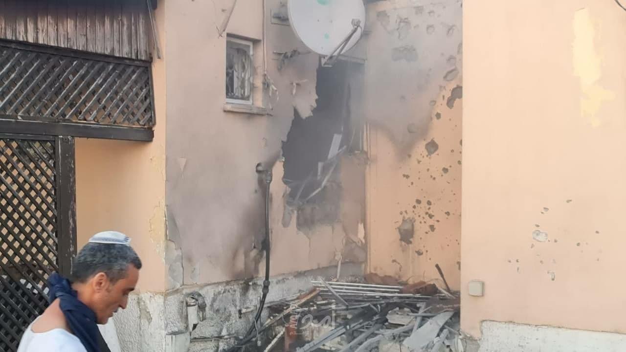 إعلام عبري: إصابة إسرائيليين اثنين في سديروت بجروح متوسطة جراء إطلاق الصواريخ من غزة