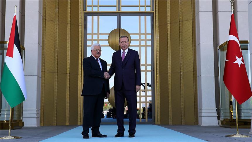 عباس: نؤكد التزامنا بعقد صفقة سلام تاريخية برعاية ترامب ..واردوغان: حل الأزمة في صالح الاسرائيليين والفلسطينيين