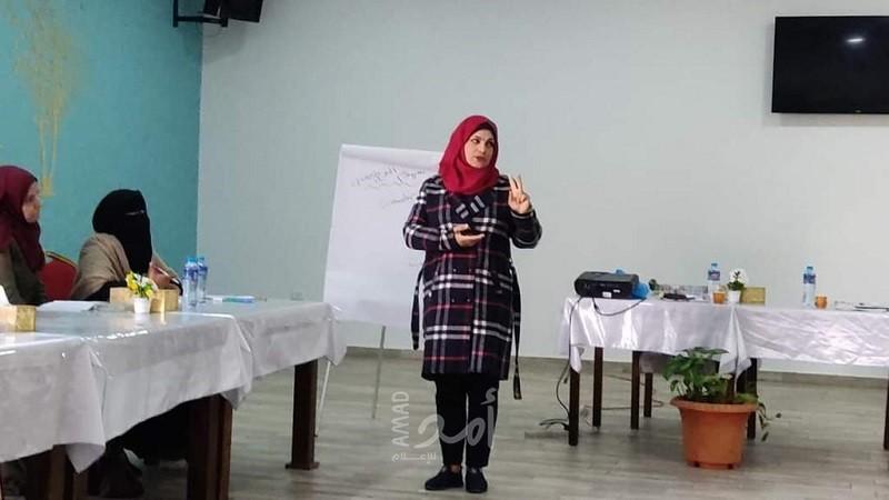 "أولياء أمور طلبة" يوصون بضرورة إعادة الاعتبار للمدرسين