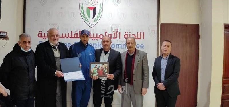 غزة: اللجنة الأولمبية تكرم "منتخب الطائرة الشاطئية" الحاصل على برونزية غرب آسيا