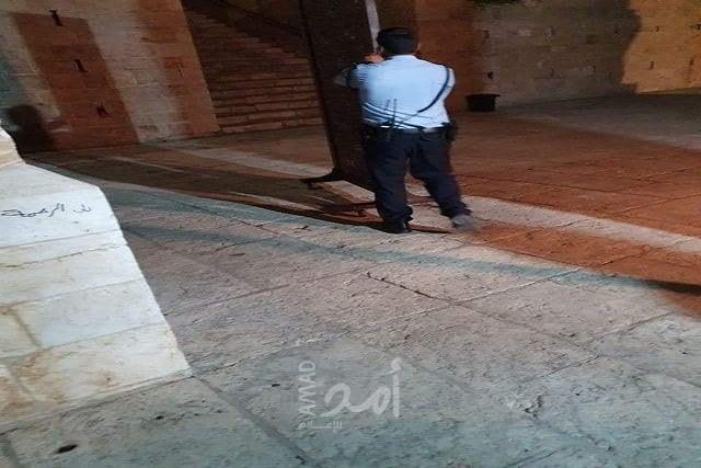 شرطة الاحتلال تمنع المصلين من دخول مصلى "باب الرحمة" بالمسجد الأقصى