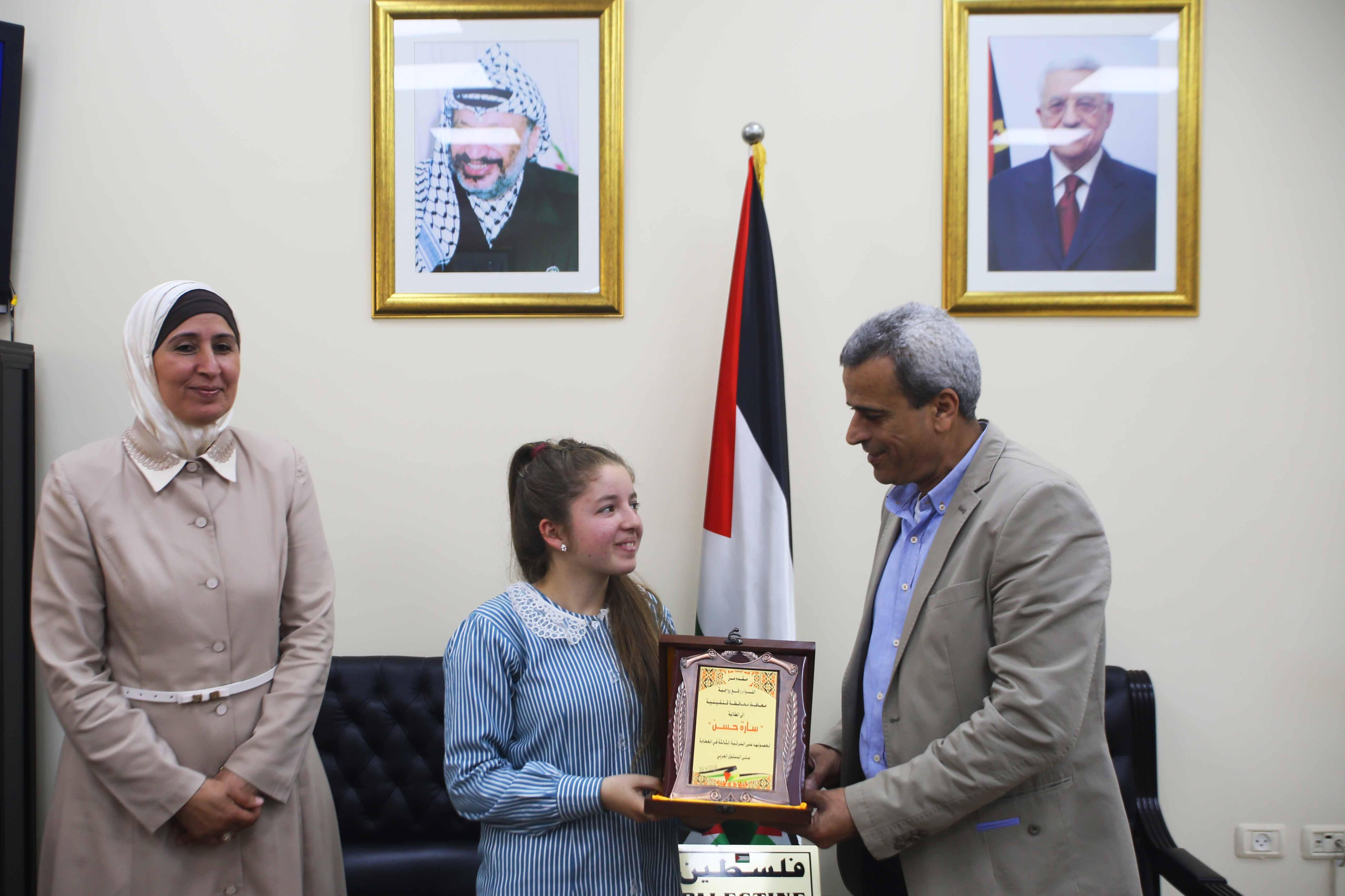 محافظ قلقيلية يلتقي وزير الزراعة ويطلعه على واقع المحافظة واحتياجاتها التنموية