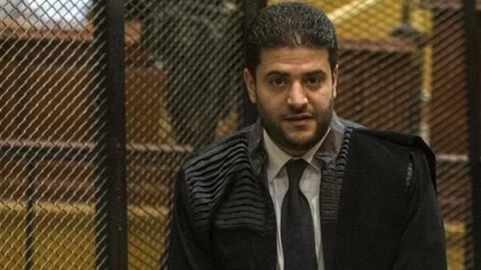 مصر: السجن لنجل الرئيس السابق محمد مرسي "لحيازة سلاح أبيض"