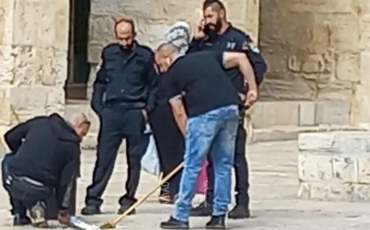شرطة الاحتلال تستدعي أحد موظفي الإعمار في "المسجد الأقصى" للتحقيق