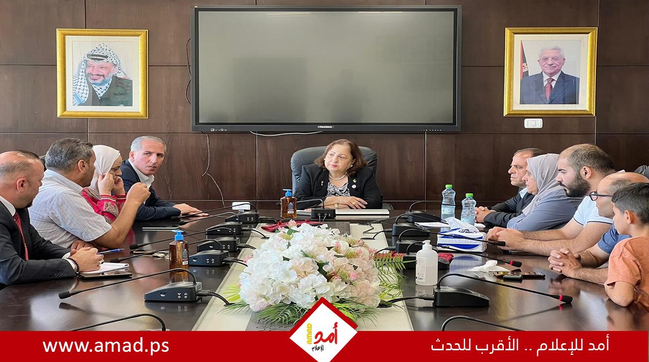 الكيلة تنعى الشهيد الطبيب "كمال أبو الرب" من جنين