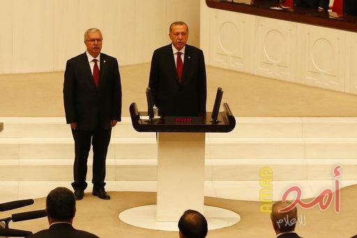 أردوغان يؤدي اليمين الدستورية..ويتعهد بالحفاظ على مبادئ أتاتورك العلمانية