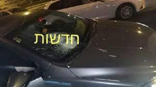 الإعلام العبري: إصابة مستوطن في القدس بعد رشقه بزجاجة حارقة