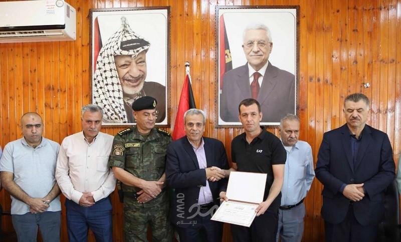 قلقيلية: تكريم أسرى مشاركين في "دورة تدريبية"