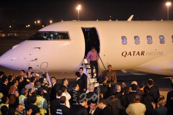 قوة عسكرية ليبية تسيطر على مطار طرابلس وتحتجز طائرة قطرية محملة بأسلحة لإرهابيي سيناء