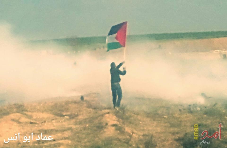 "بيتي هنا أرضي هنا".. من منشورات الشهيد "عماد اشتيوي" على فيسبوك