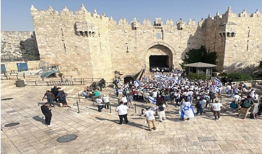 الخارجية الفلسطينية: مسيرة الأعلام والتنكيل بالمقدسيين لن تنشئ حقًا  للاحتلال في القدس