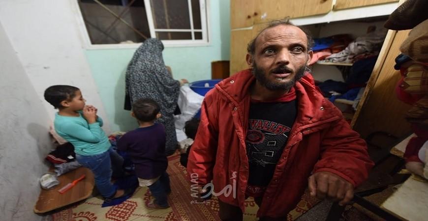 أبو بكر" من ذوي الاحتياجات يروي لـ "أمد" معاناته بعد أن قُطعت عنه مخصصات الشؤون الاجتماعية