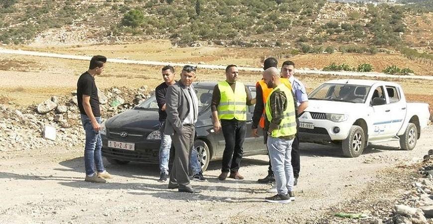 الخليل: سلطة جودة البيئة والشرطة تواصلان جوالاتهم التفتيشية لظاهرة حرق النفايات الإلكترونية