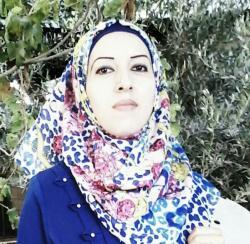 حكاية أسيرة موجوعة