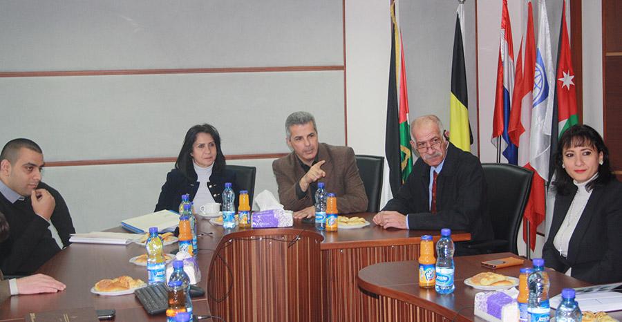 بابون وطاقم بلدية بيت لحم في زيارة عمل لصندوق البلديات