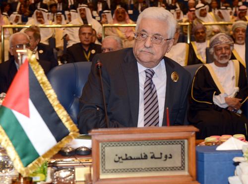 صحيفة : الرئيس عباس يقلب الطاولة على الجميع
