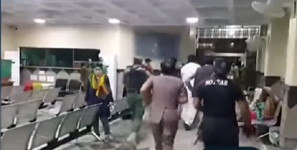 بالفيديو.. تفاصيل محاولة اغتيال وزير الداخلية الباكستاني