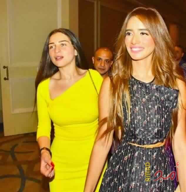 مي عز الدين ورسالة مؤثرة لزينة في عيد ميلاد توأميها