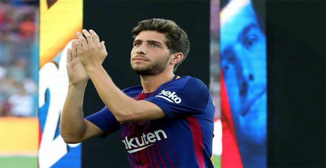 برشلونة يعلن تجديد التعاقد مع سيرجى روبيرتو بشرط جزائى ضخم