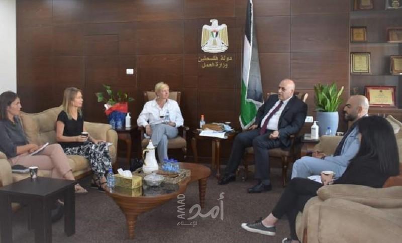 أبو جيش يلتقي الممثلية الألمانية والبلجيكية في رام الله