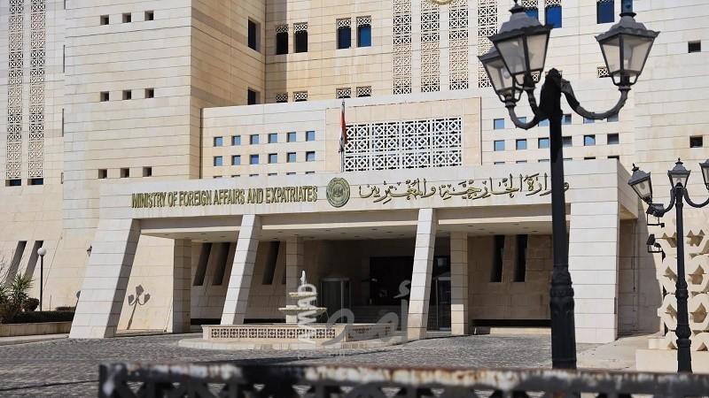 سوريا: تزويد واشنطن كييف بذخائر عنقودية يكشف سياسة النفاق الأمريكية