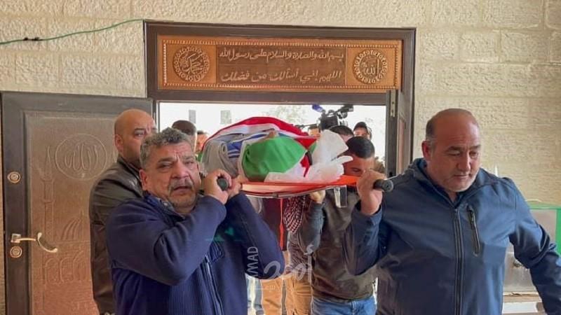 تشييع جثمان الشهيد المسن "عمر أسعد" في رام الله- فيديو وصور